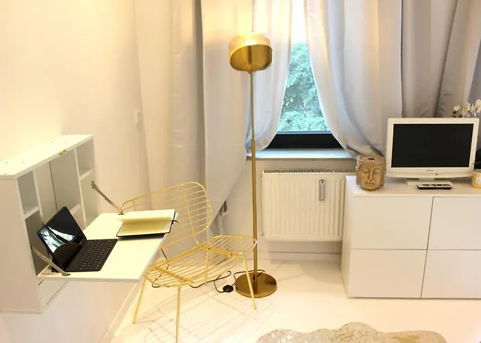Shared A-Partment • Moebliertes Zimmer In Koeln - Ehrenfeld !