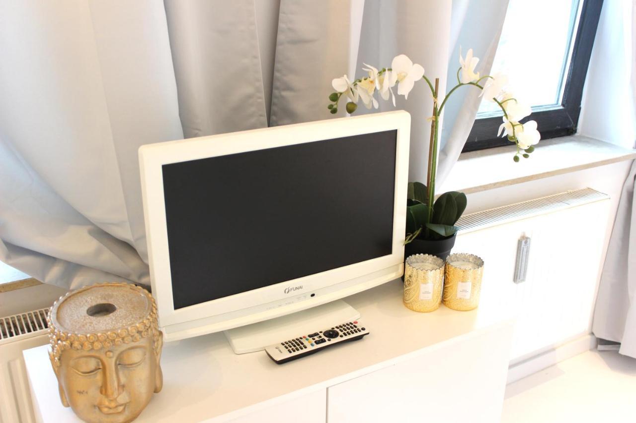 Shared A-partment • Moebliertes In - Ehrenfeld ! Homestay *