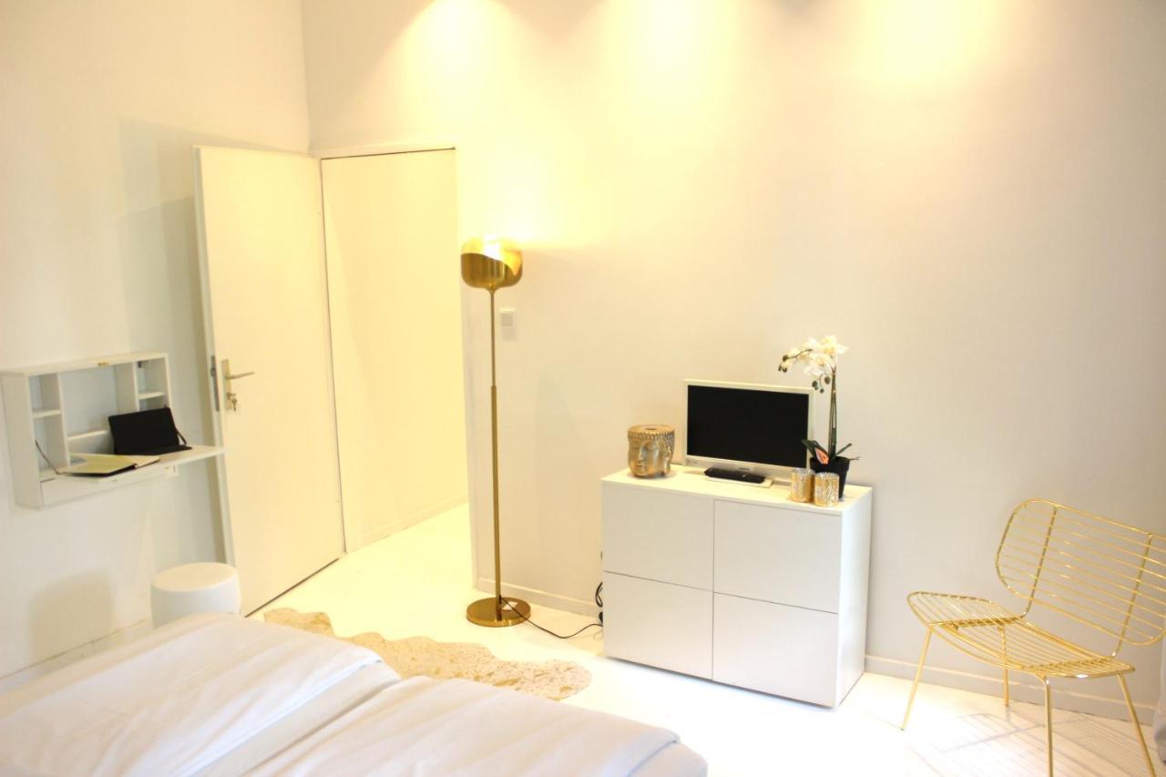 Homestay Shared A-partment • Moebliertes In - Ehrenfeld ! *